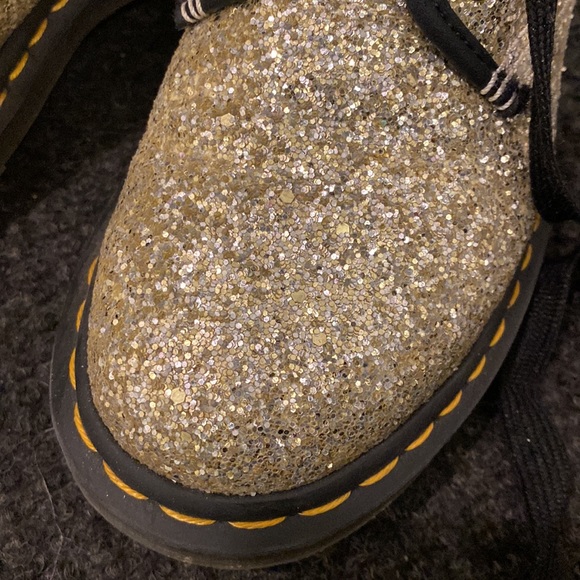 Doc martens Farrah gold glitter lace up boots size US 7 - Picture 2 of 7